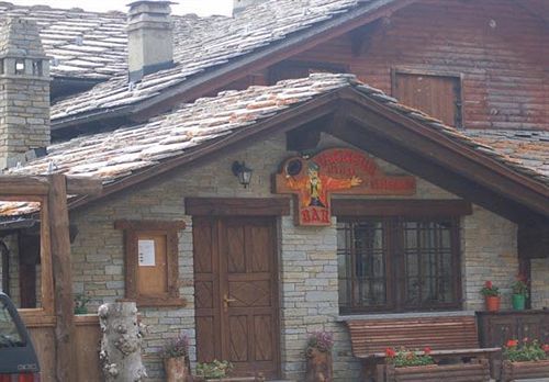 Hotel Ristoro Vagneur Saint Nicolas Exterior photo