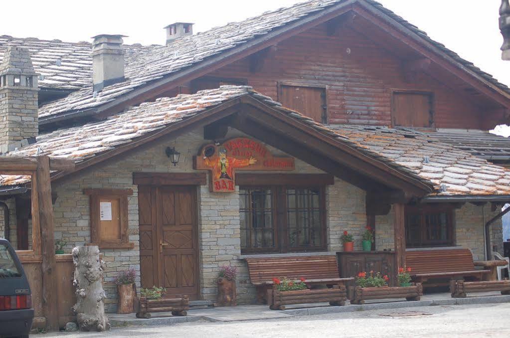 Hotel Ristoro Vagneur Saint Nicolas Exterior photo
